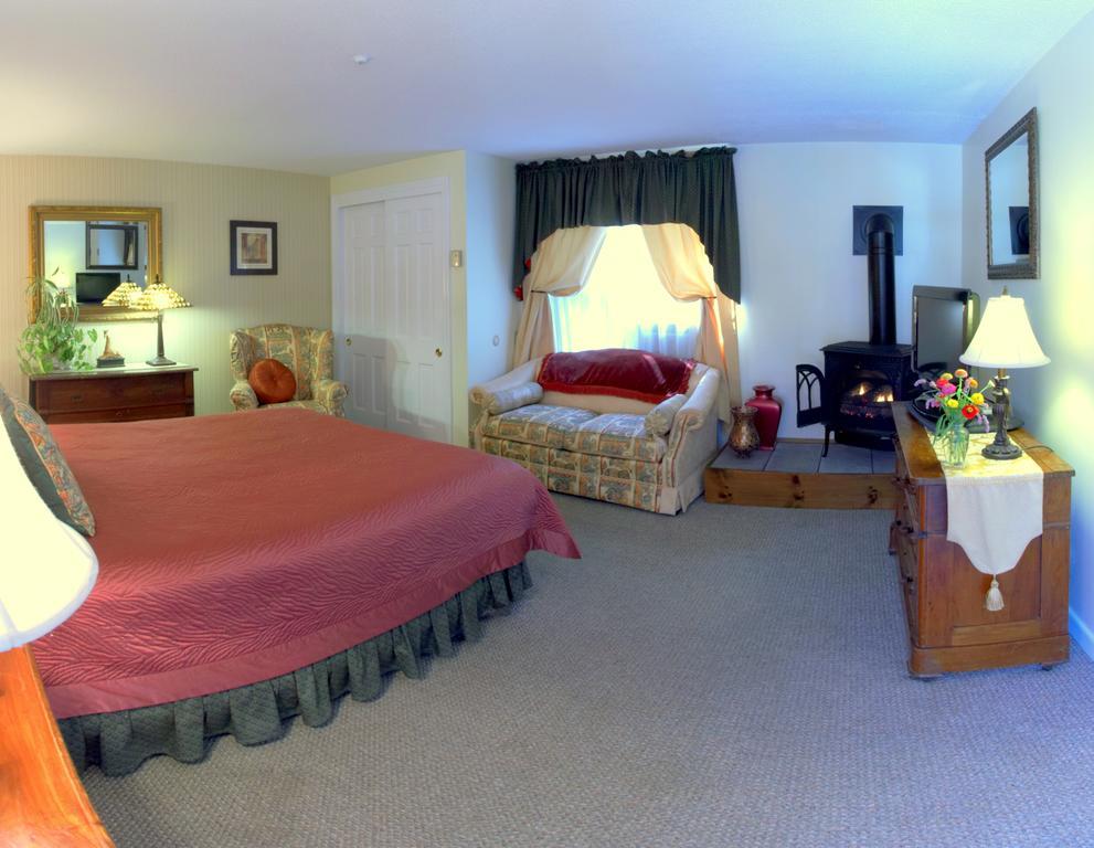 Hotel Lamb And Lion